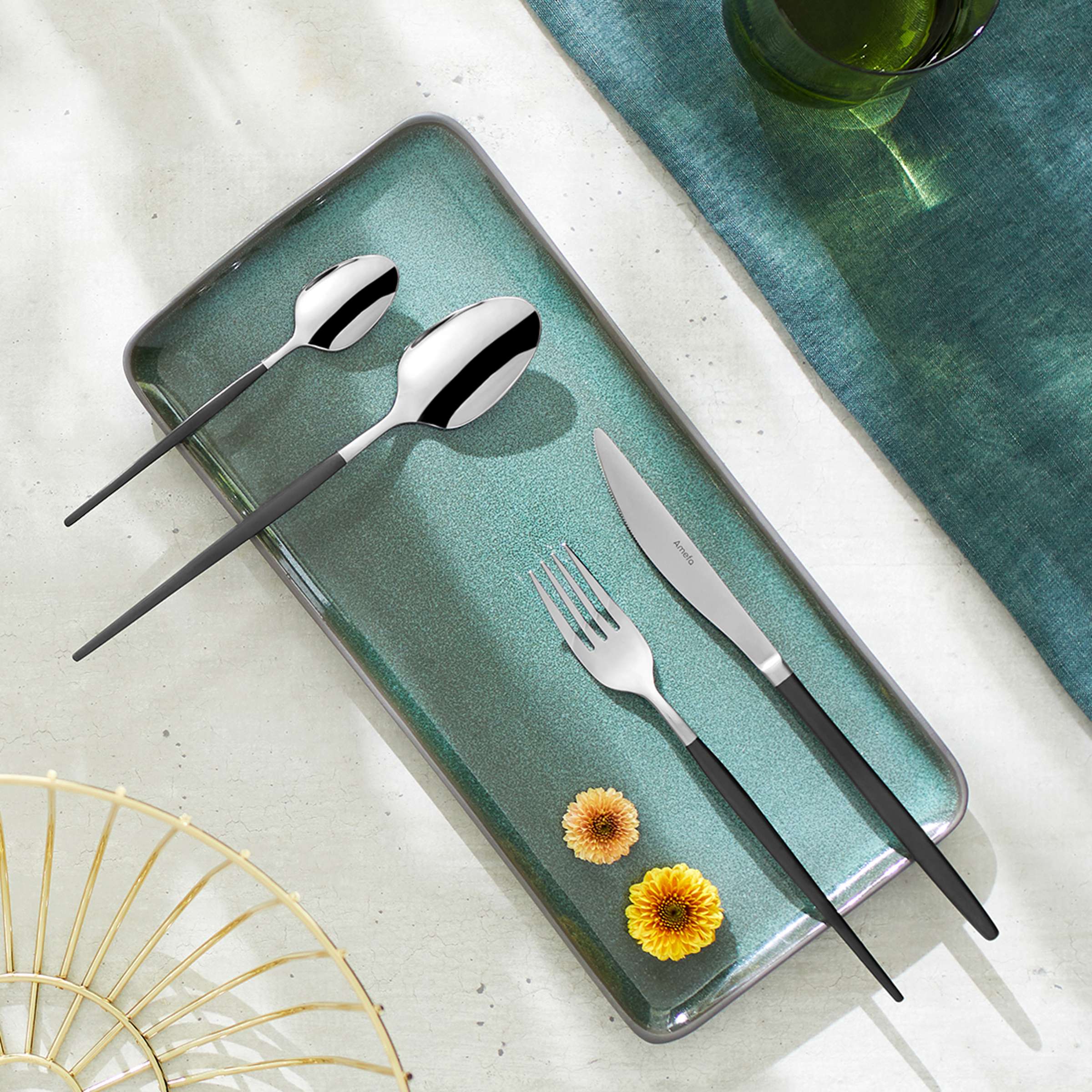 SOPRANO Bestekset 16-delig PVD zwart