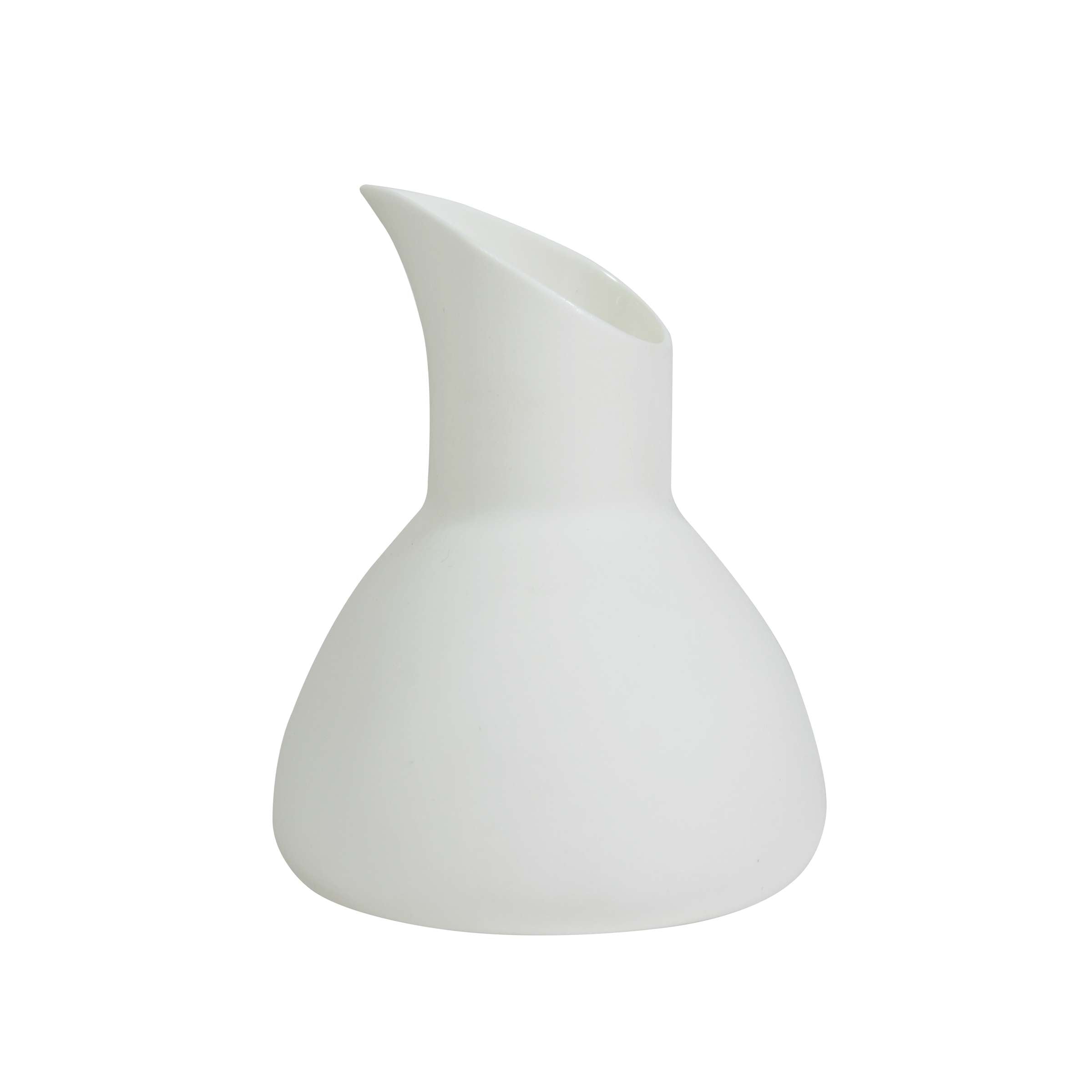 Weiße OSLO Sauciere von Médard de Noblat, elegante Tischware für Soßen, mit 225 ml Fassungsvermögen, auf weißem Hintergrund.