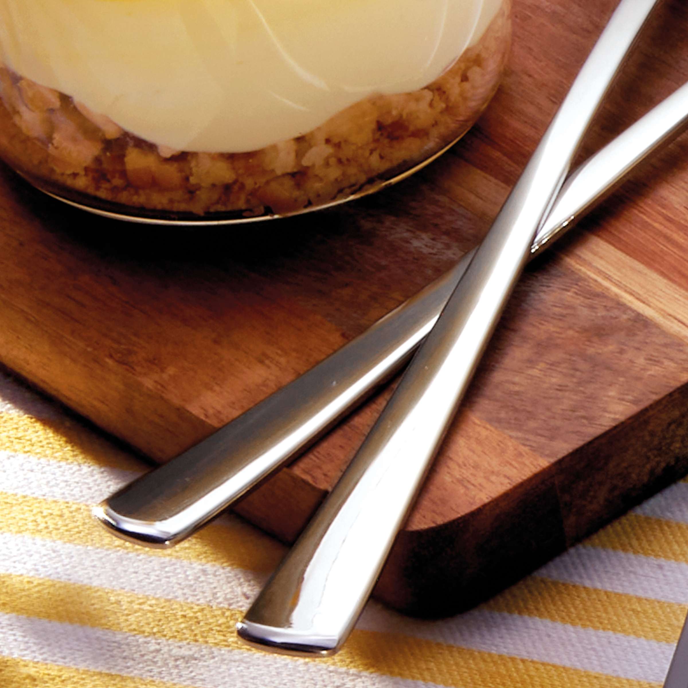 Kuppels Joghurtlöffel Set, 2-teilig, aus Edelstahl, ideal für Joghurt und Desserts, elegante Besteck-Garnitur