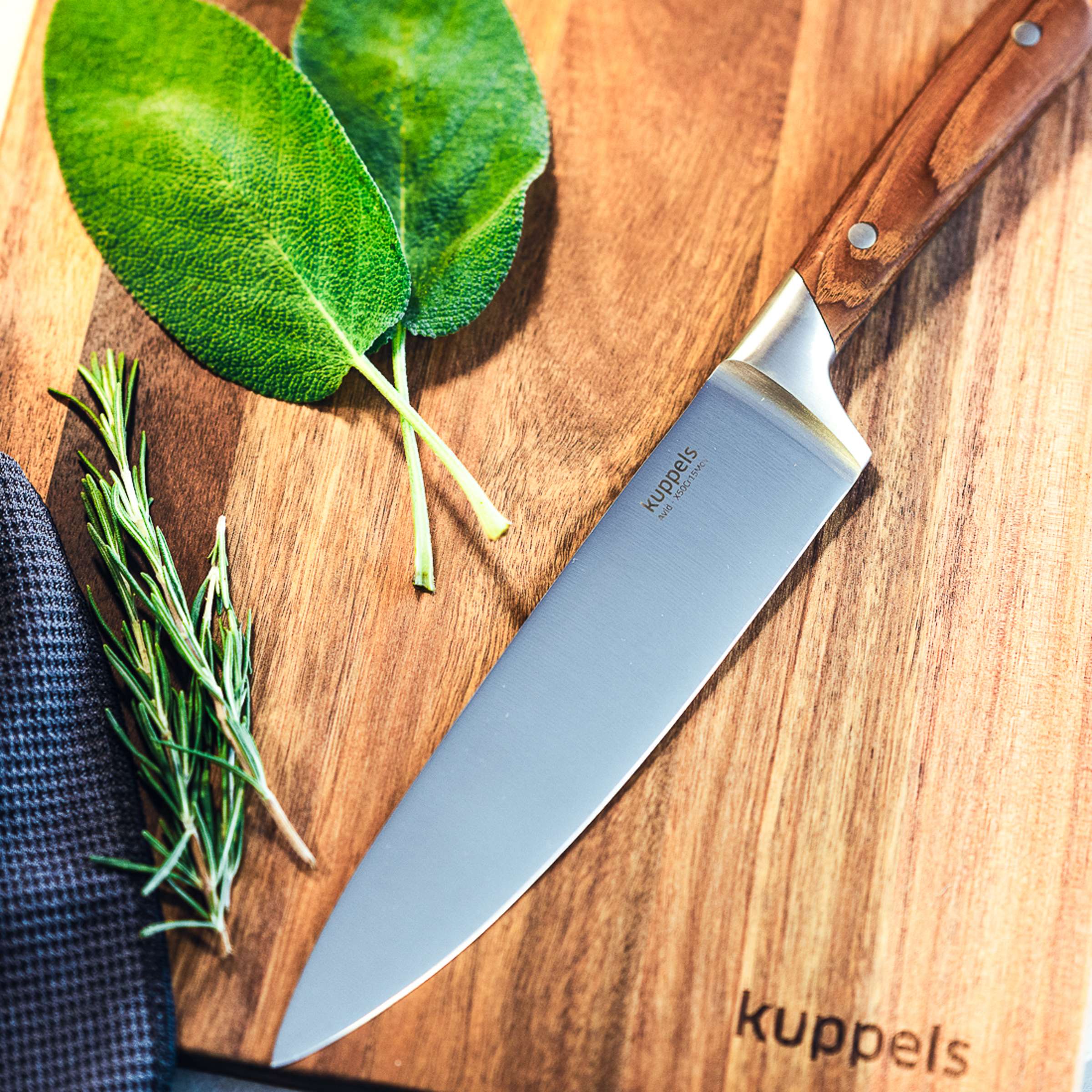 Kuppels AVID Küchenmesser mit scharfer Klinge aus Edelstahl, ideal zum Schneiden von Obst und Gemüse in der Küche