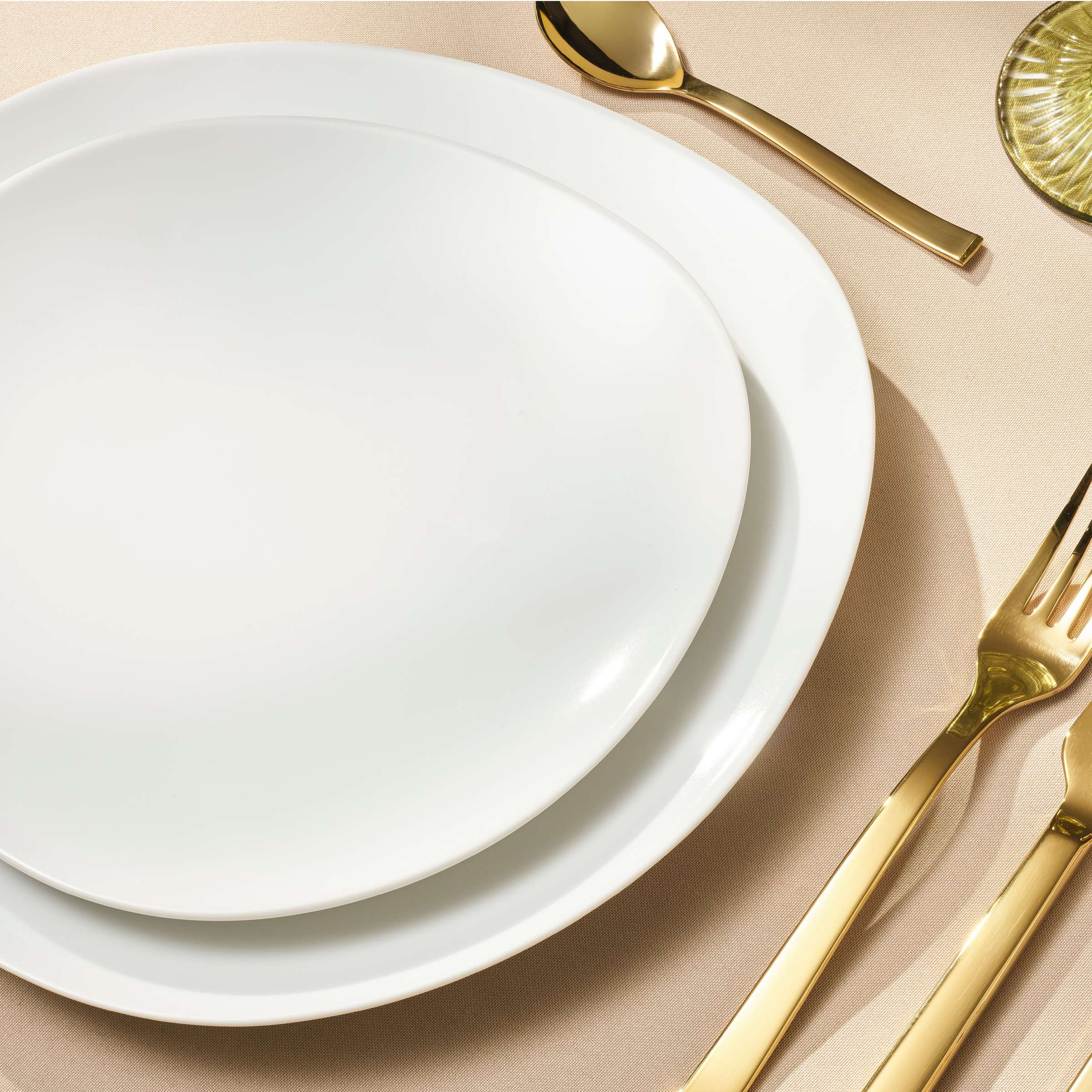 SVEN WHITE Dinnerware Set large 18-pieces