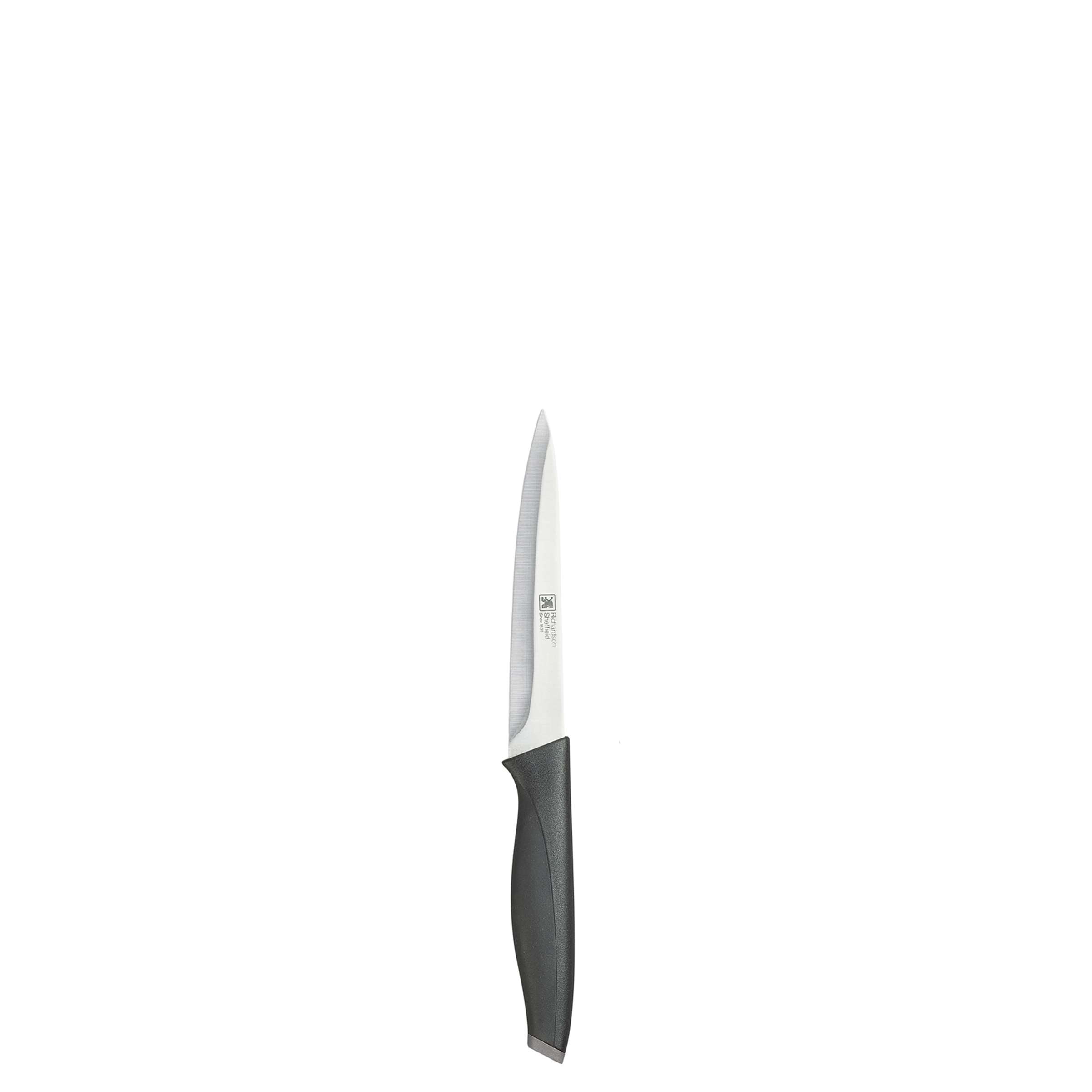 Drei Messer im Advantage Küchenmesser Set von Richardson Sheffield, scharfe Klingen und ergonomische Griffe, auf Schneidebrett liegend