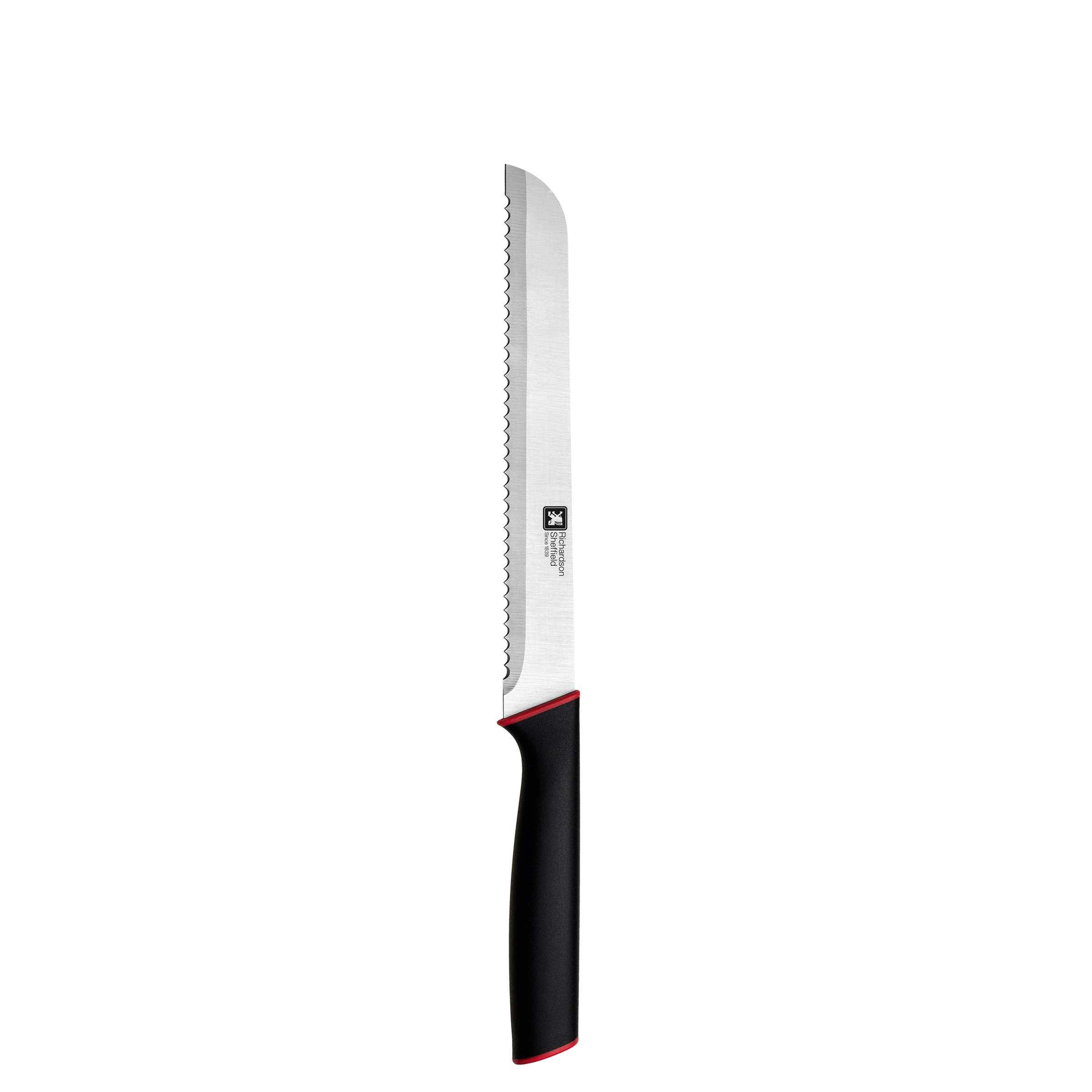 MIRA Küchenmesser Set 5-teilig von Richardson Sheffield, scharfe Küchenmesser mit ergonomischen Griffen auf hellem Küchenhintergrund