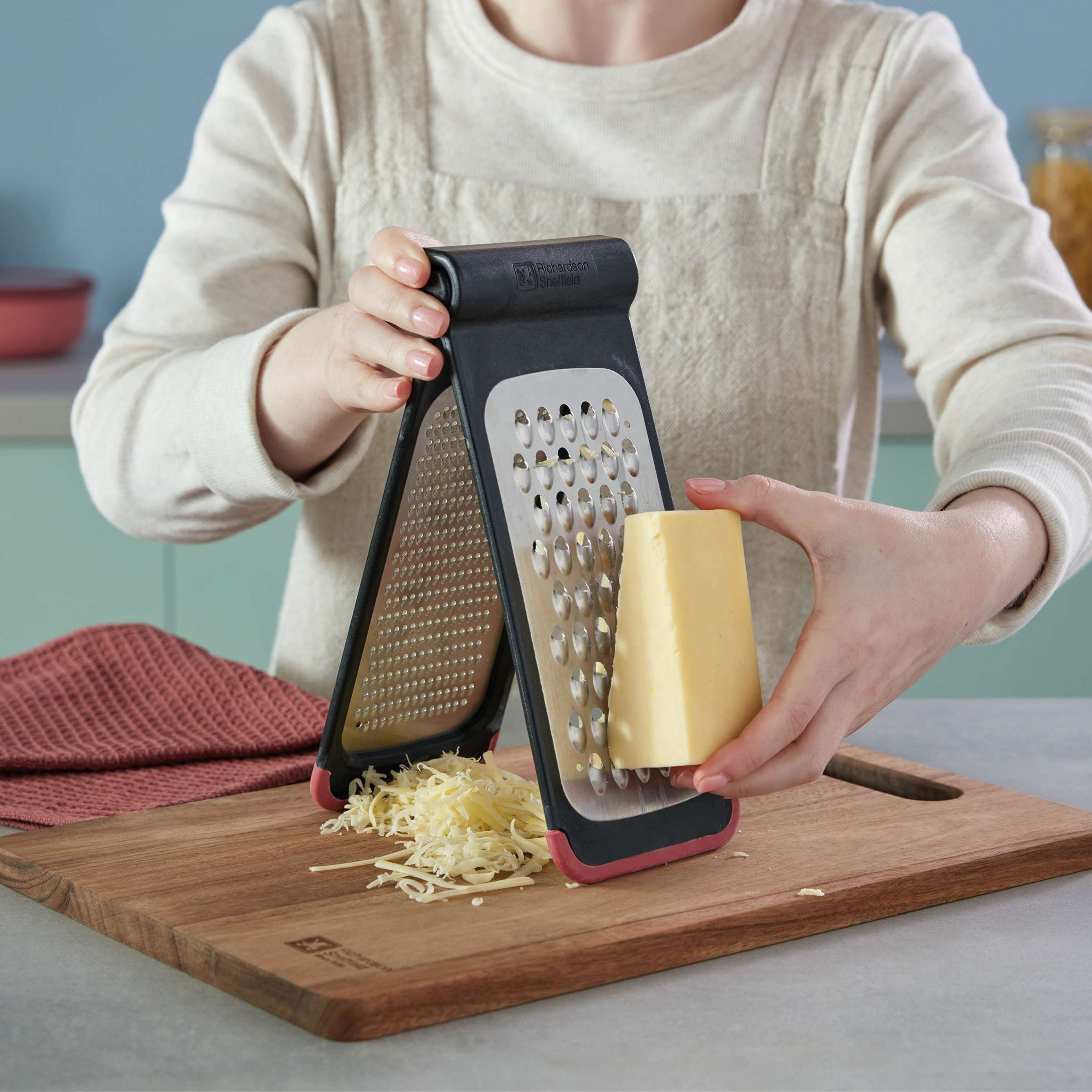 REFINEST Râpe avec récipient