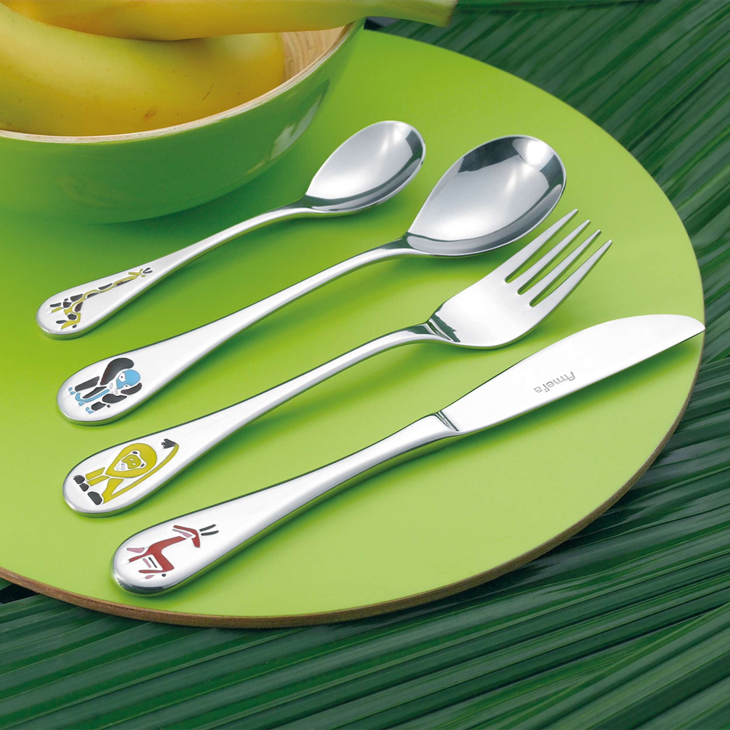 SAFARI Kinderbesteck Set von Amefa, 4-teilig, Besteck für Kinder mit buntem Design, besteht aus Messer, Gabel, Löffel und Teelöffel