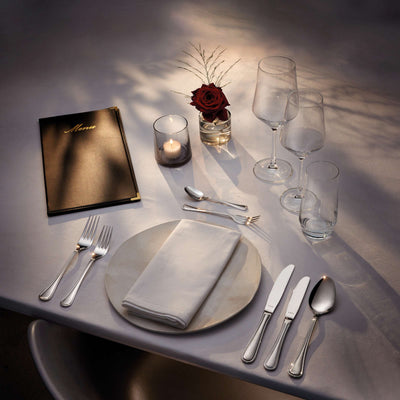 Amefa HAYDN Besteckset 60-teilig aus Edelstahl mit Messer, Gabel, Löffel und Teelöffel, elegant und modern gestaltet.