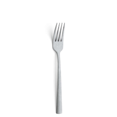 Vintage 16-teiliges MANILLE Besteckset von Amefa mit Messer, Gabel, Löffel und Dessertbesteck auf weißem Hintergrund