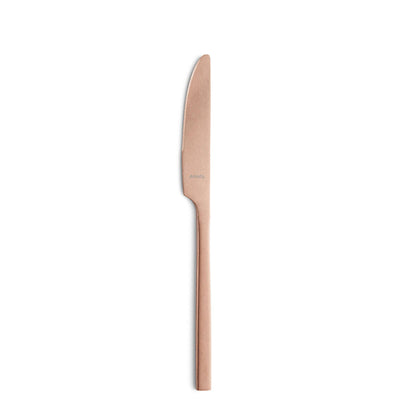 Amefa MANILLE Besteckset, 16-teilig, mit PVD kupfer Vintage Finish, Messer, Gabeln, Löffel auf weißem Hintergrund