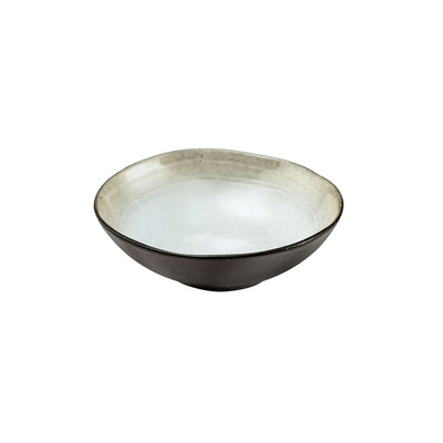 Große graue und weiße Schüssel aus der Médard de Noblat Shadow Nacré Geschirrserie, elegante Tischware, Nahaufnahme
