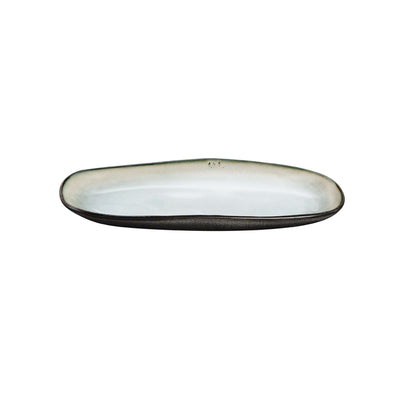 Kleine graue und weiße Servierplatte SHADOW NACRE von Médard de Noblat, elegantes Geschirr für das Servieren von Speisen