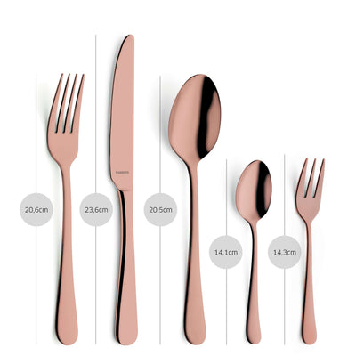 Das 30-teilige DELIA Besteckset von Kuppels Home aus PVD-rosé mit Messer, Gabel, Löffel und Teelöffel auf weißem Hintergrund.