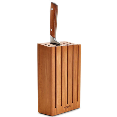 Magnetischer Messerblock von Kuppels mit mehreren Einschubfächern für Küchenmesser, aus Holz gefertigt.