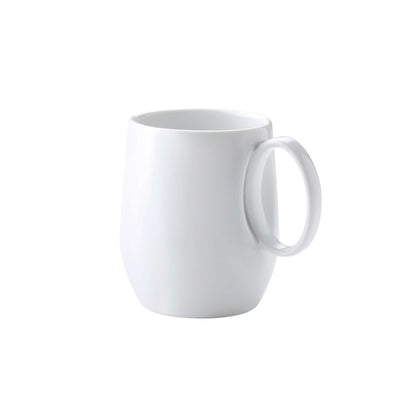 Weiße YAKA Tasse von Médard de Noblat, elegantes Geschirrstück aus Keramik mit schlichtem Design, ideal für Kaffee oder Tee.
