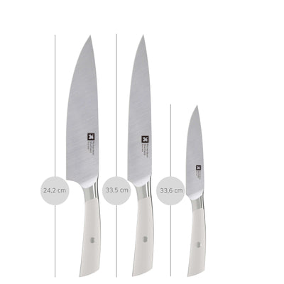 Drei Messer im SUPREME Küchenmesser Set von Richardson Sheffield, scharfe Küchenmesser mit Edelstahlklingen und ergonomischen Griffen.