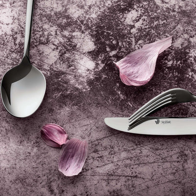 VIVENDI Besteckset 30-teilig von Paul Wirths, Edelstahl, Besteck mit Messer, Gabel, Löffel, elegant auf weißem Hintergrund.