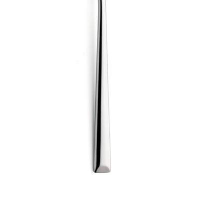 VIVENDI Servierlöffel von Paul Wirths, elegantes Messer für Servierzwecke, aus hochwertigem Besteck gefertigt, auf weißem Hintergrund.