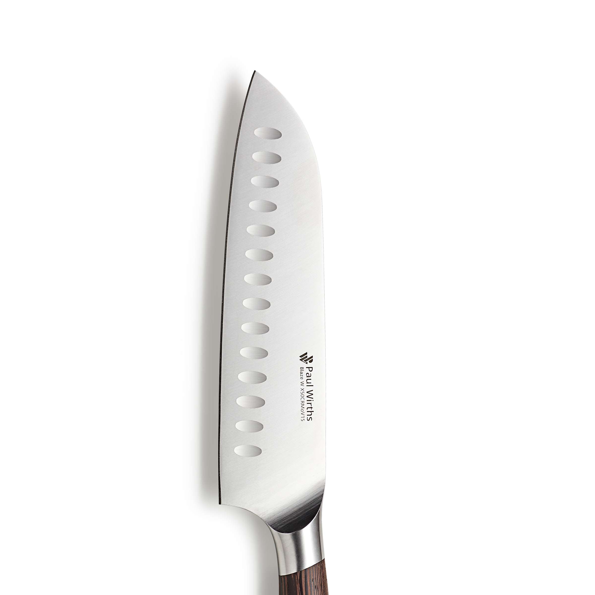Scharfes Paul Wirths BLAZE Santokumesser aus hochwertigem Küchenmesser mit ergonomischem Griff, ideal für präzises Schneiden.